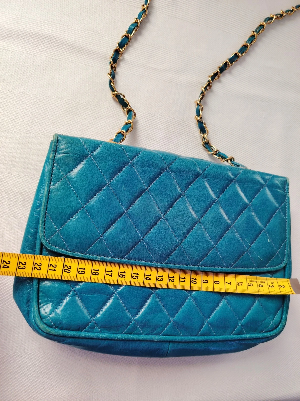 Vintage Bruno Magli Schultertasche mit Bindeverschluss