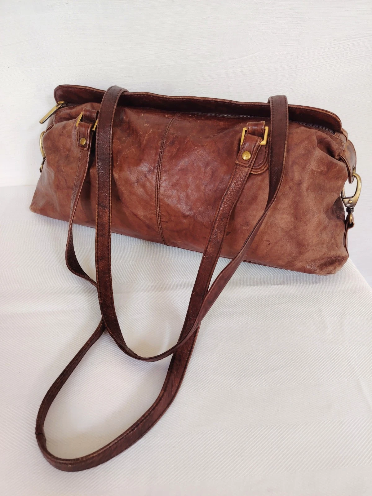 Geräumige Vintage Damen Schultertasche aus Leder