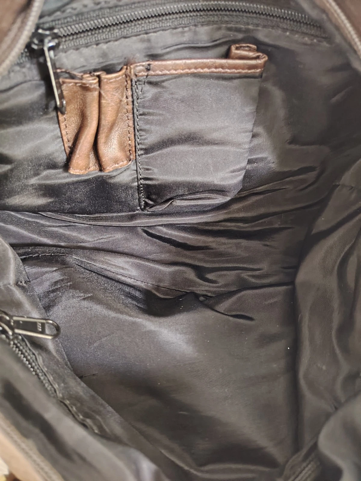 Mittelgroße Vintage Tasche mit Leder Schulterriemen