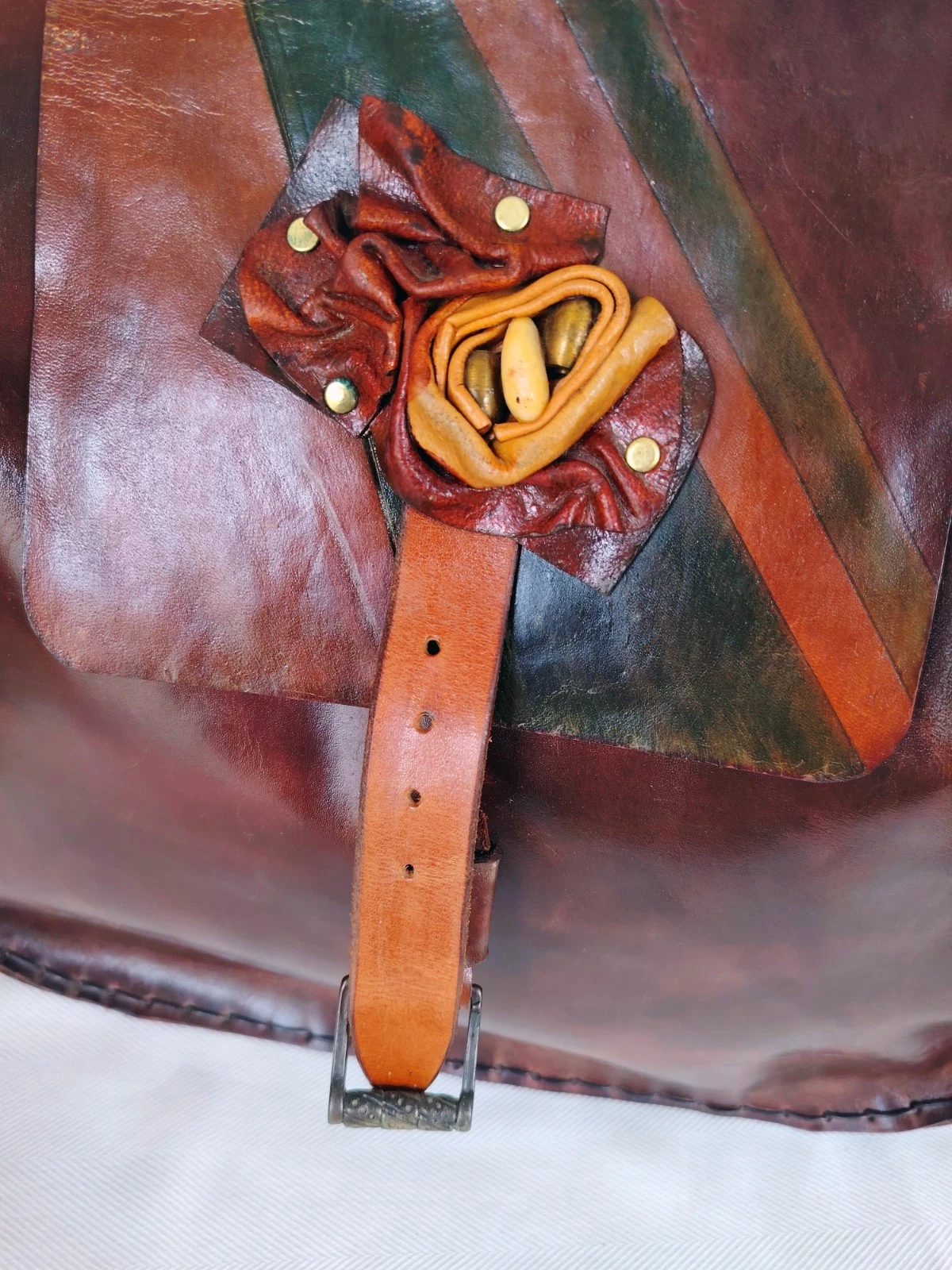 Retro Schultertasche aus braunem Leder