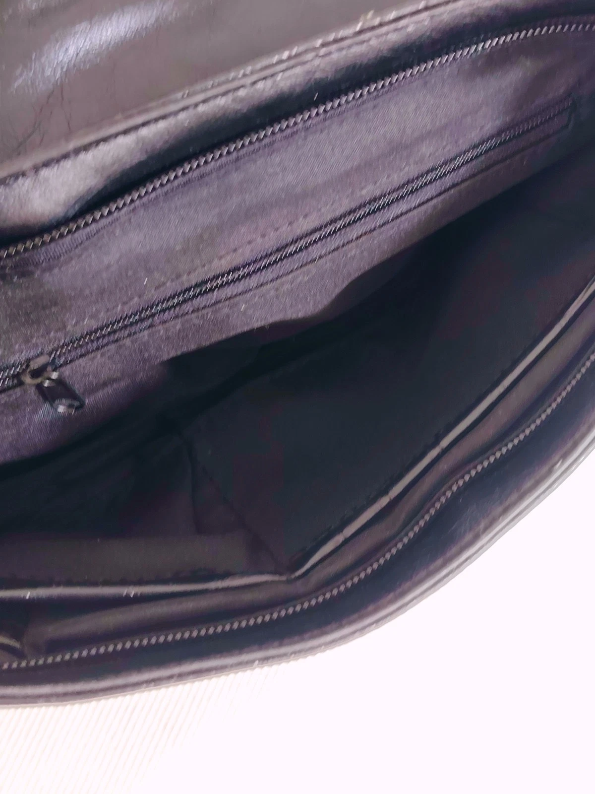 Vintage inspirierte schwarze Schultertasche